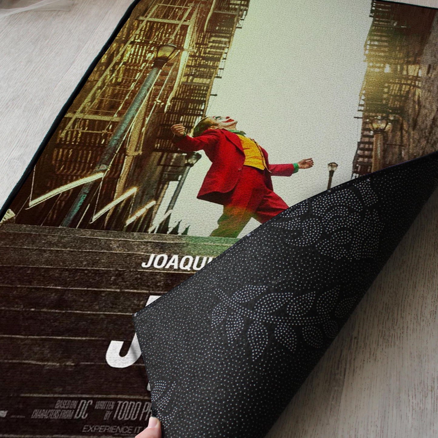 Tapis Joker – Couverture du Film DC – J.Phoenix