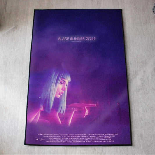 Tapis Blade Runner 2049 – "You look lonely, I can fix that."